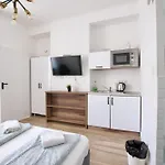 Standard By Hi5 - Regiposta Budapest
